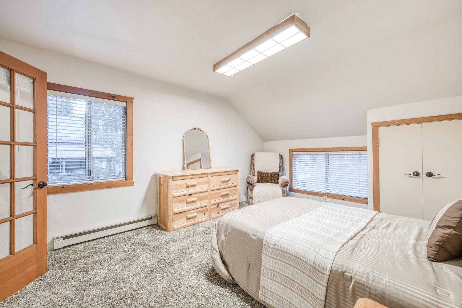 41800 Dogwood Rd, Shaver Lake, CA 93664