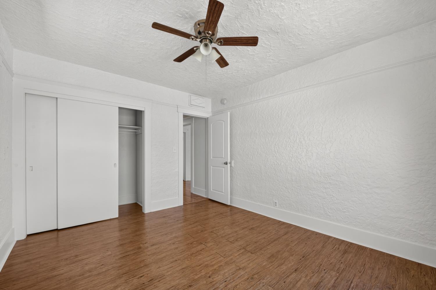 610 P St, Sanger, CA 93657