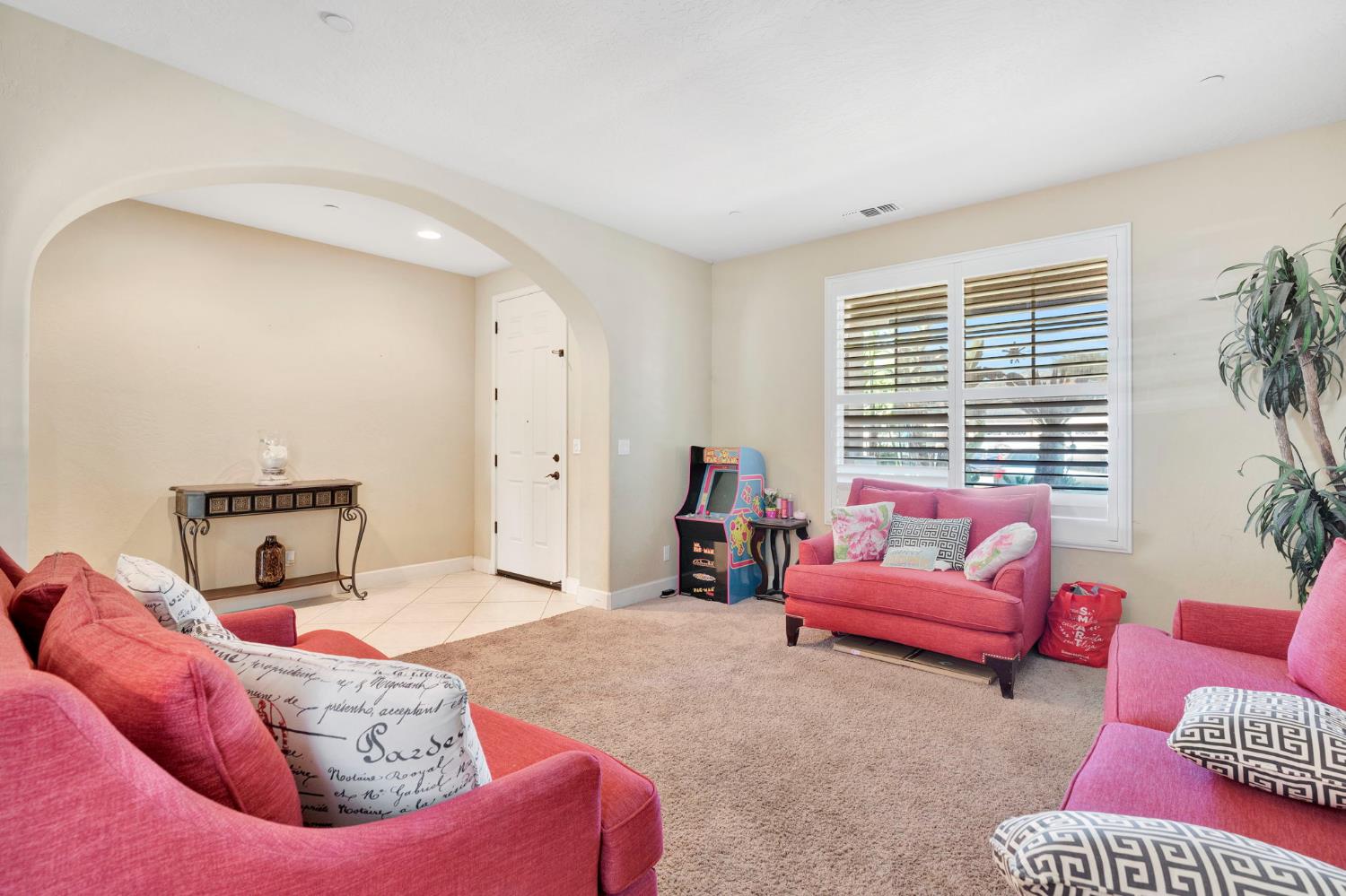 3450 N Jason Ave, Fresno, CA 93737