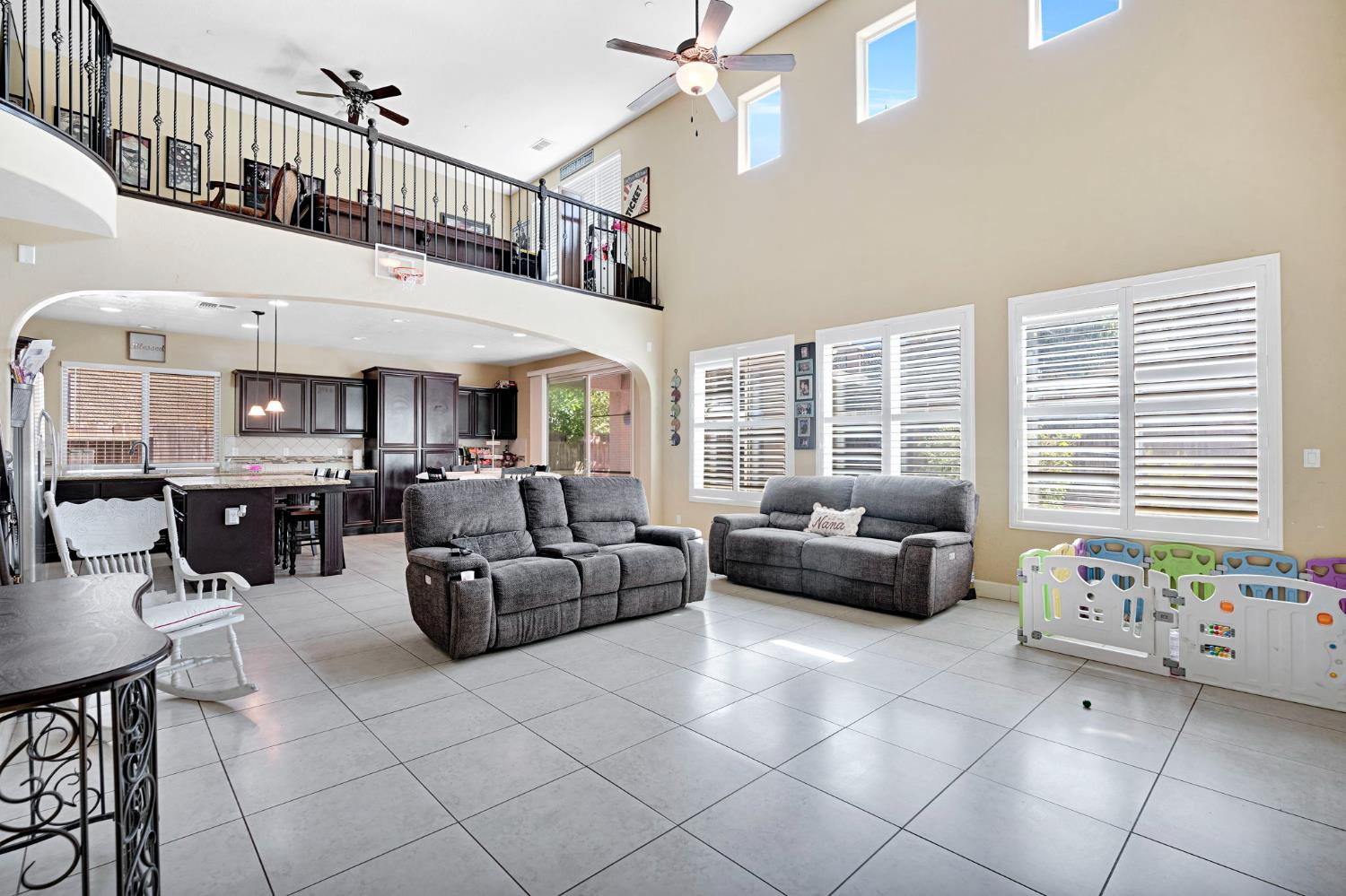 3450 N Jason Ave, Fresno, CA 93737