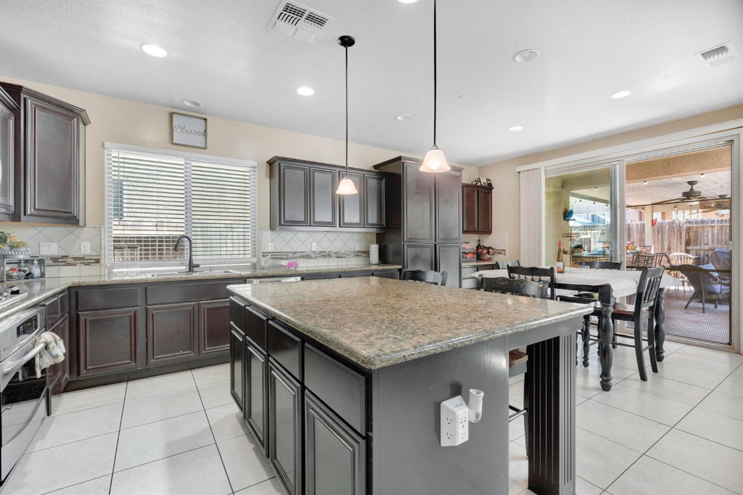 3450 N Jason Ave, Fresno, CA 93737