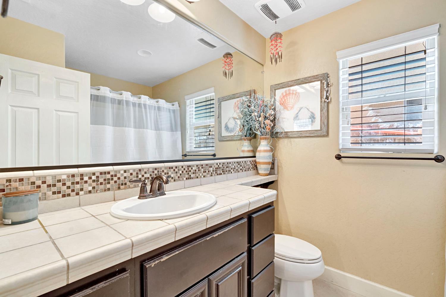 3450 N Jason Ave, Fresno, CA 93737
