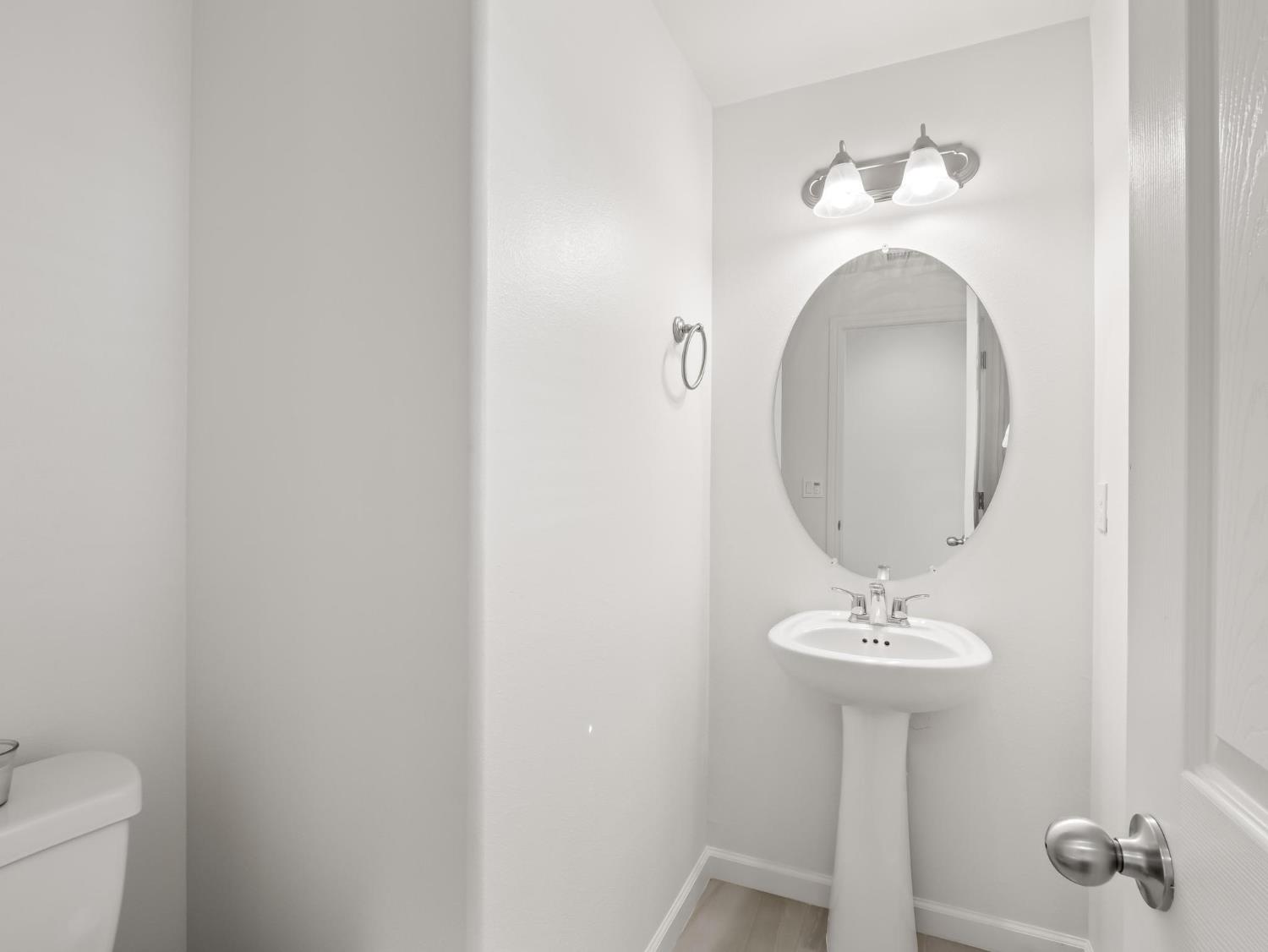 3047 Austin Ln, Clovis, CA 93619