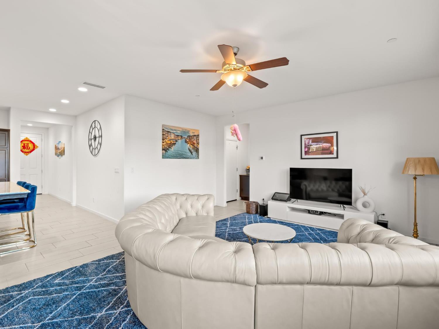 3047 Austin Ln, Clovis, CA 93619