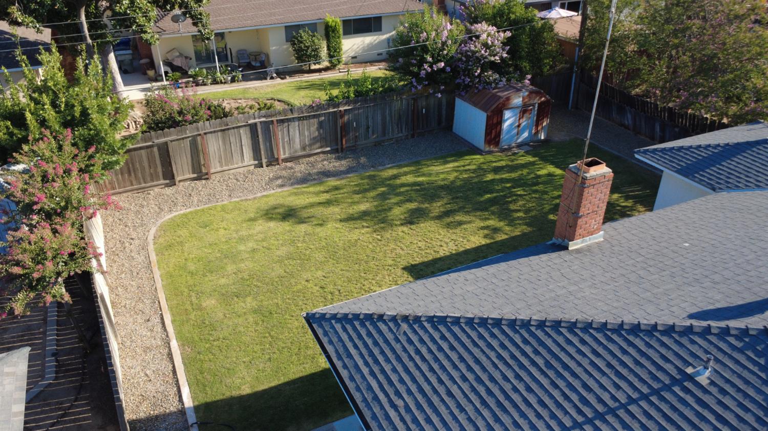 663 E Sample Ave, Fresno, CA 93710
