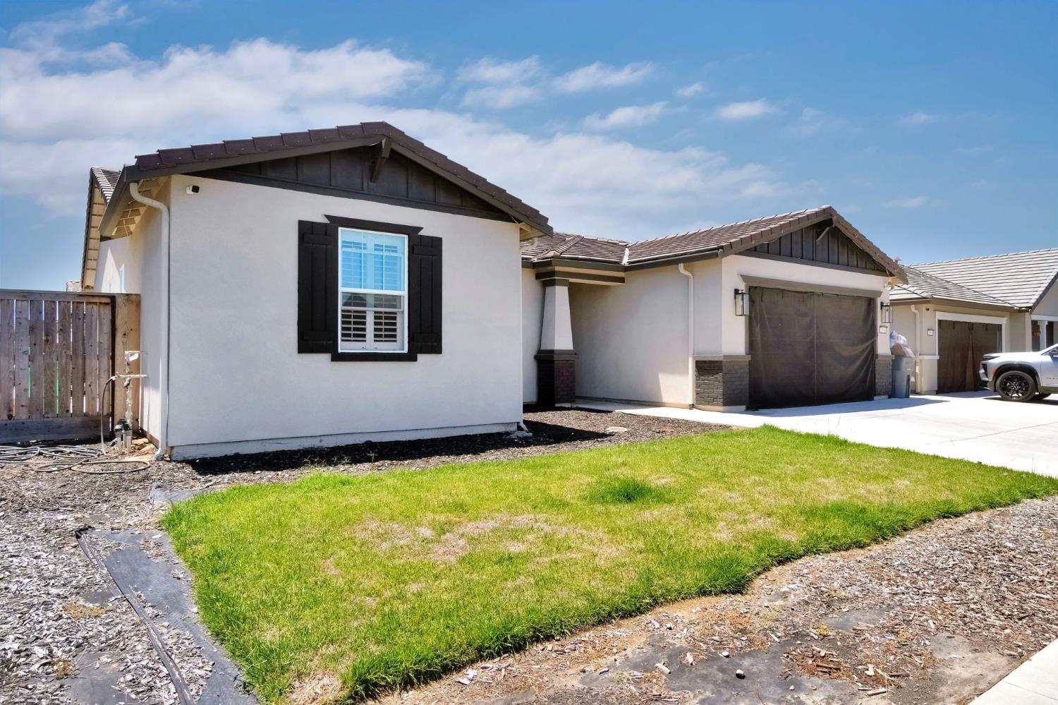 3586 White Sands Dr, Madera, CA 93637