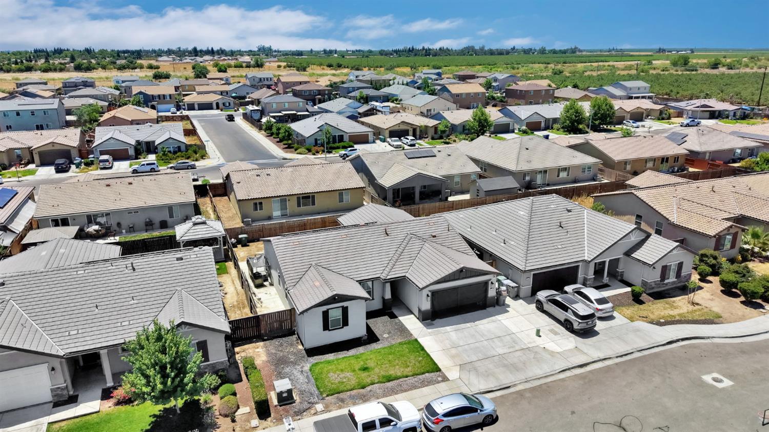 3586 White Sands Dr, Madera, CA 93637