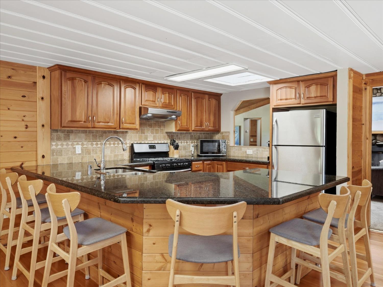 39570 Saunders, Bass Lake, CA 93604