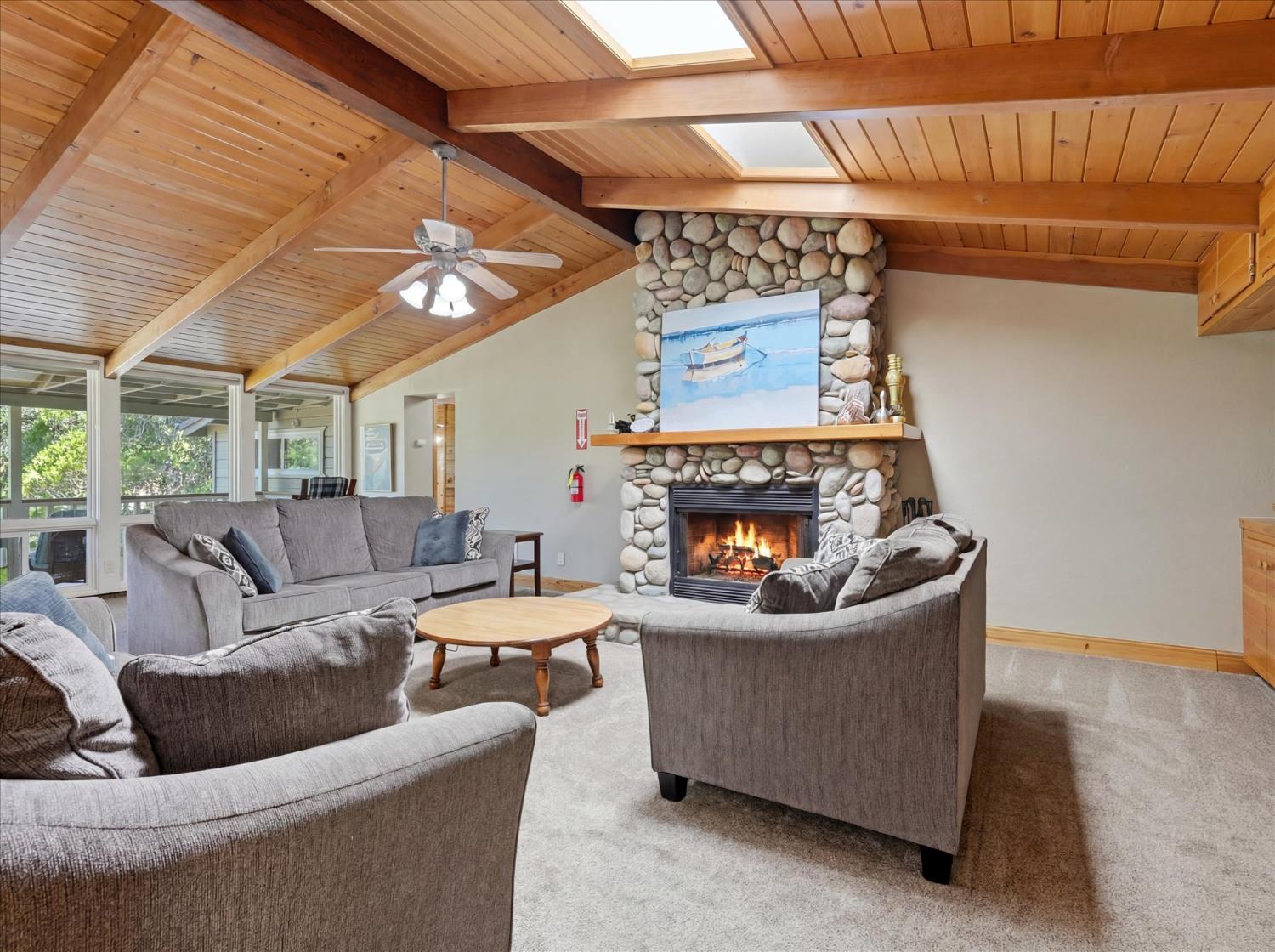 39570 Saunders, Bass Lake, CA 93604