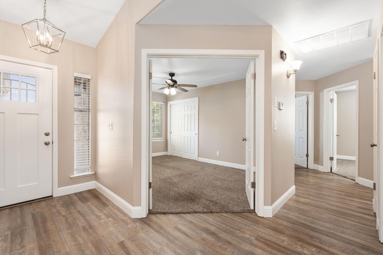 4033 W Providence Ave, Fresno, CA 93722