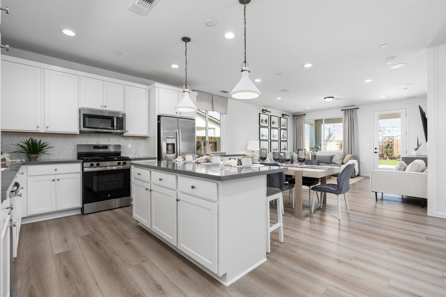 294 N Vista Ave., Fowler, CA 93625