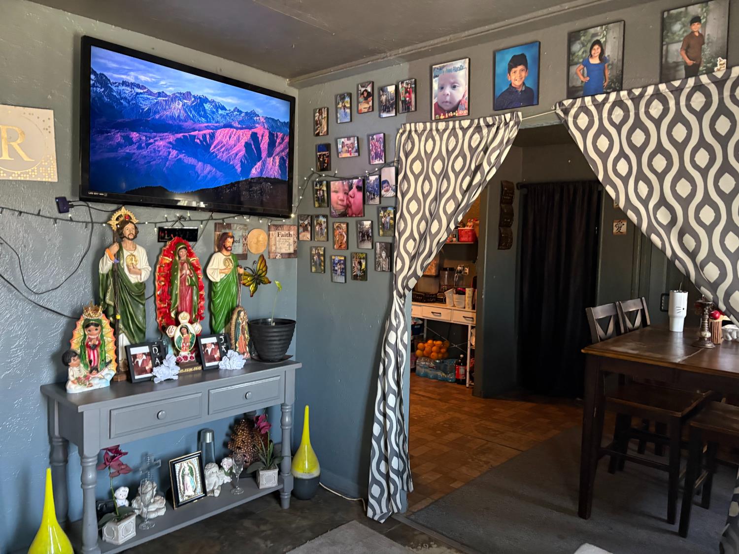 1222 Olive Ave, Sanger, CA 93657