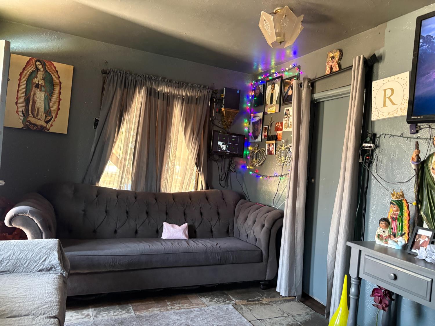 1222 Olive Ave, Sanger, CA 93657