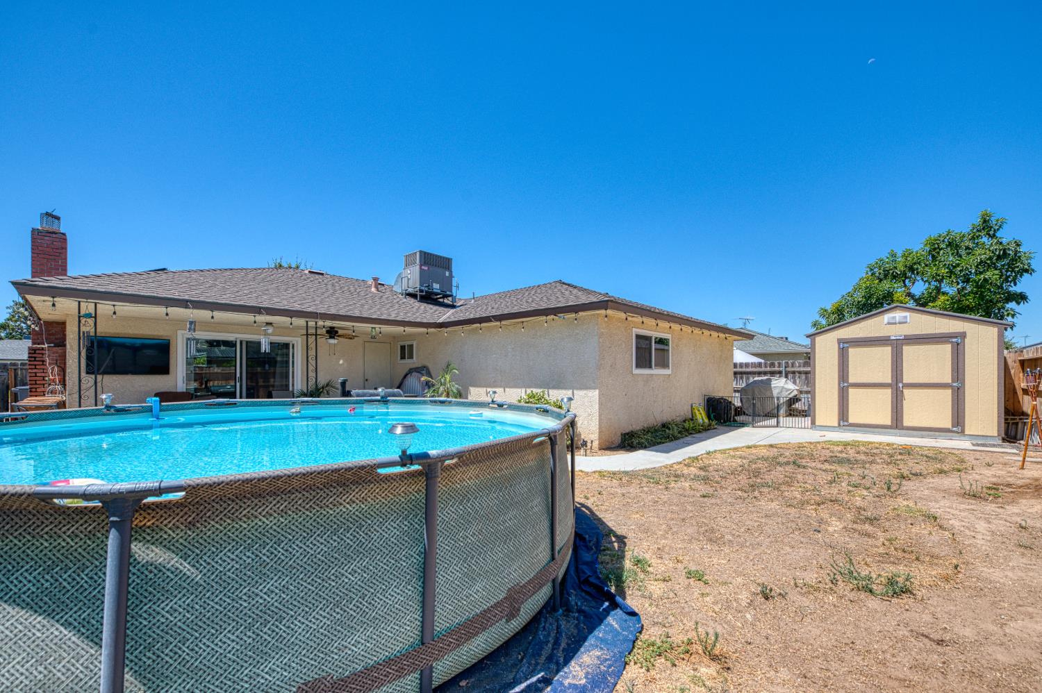 3034 W Indianapolis Ave, Fresno, CA 93722