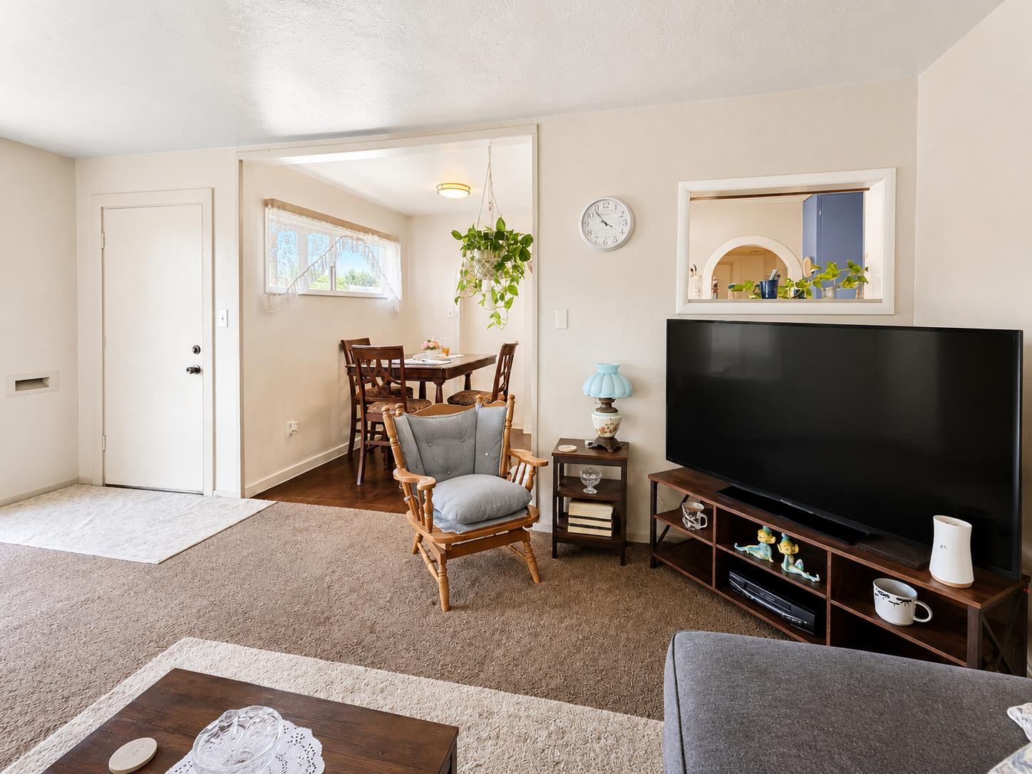 455 Baker St, Coalinga, CA 93210