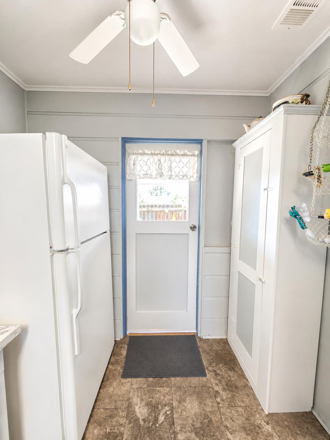 455 Baker St, Coalinga, CA 93210
