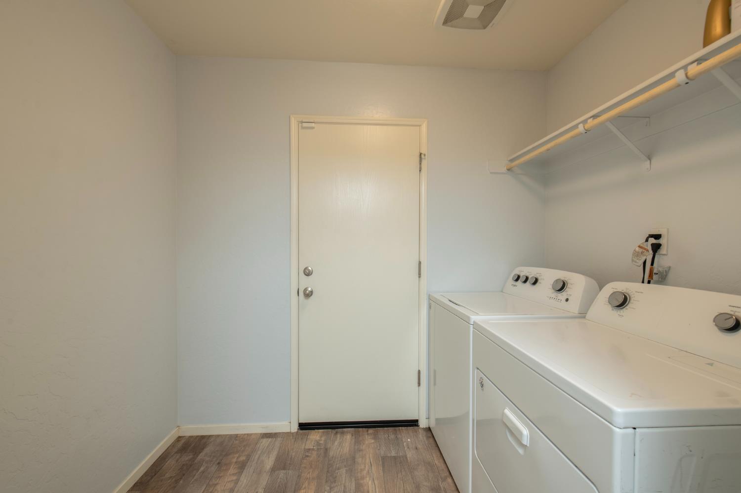 2149 E Sweet Ave, Visalia, CA 93292