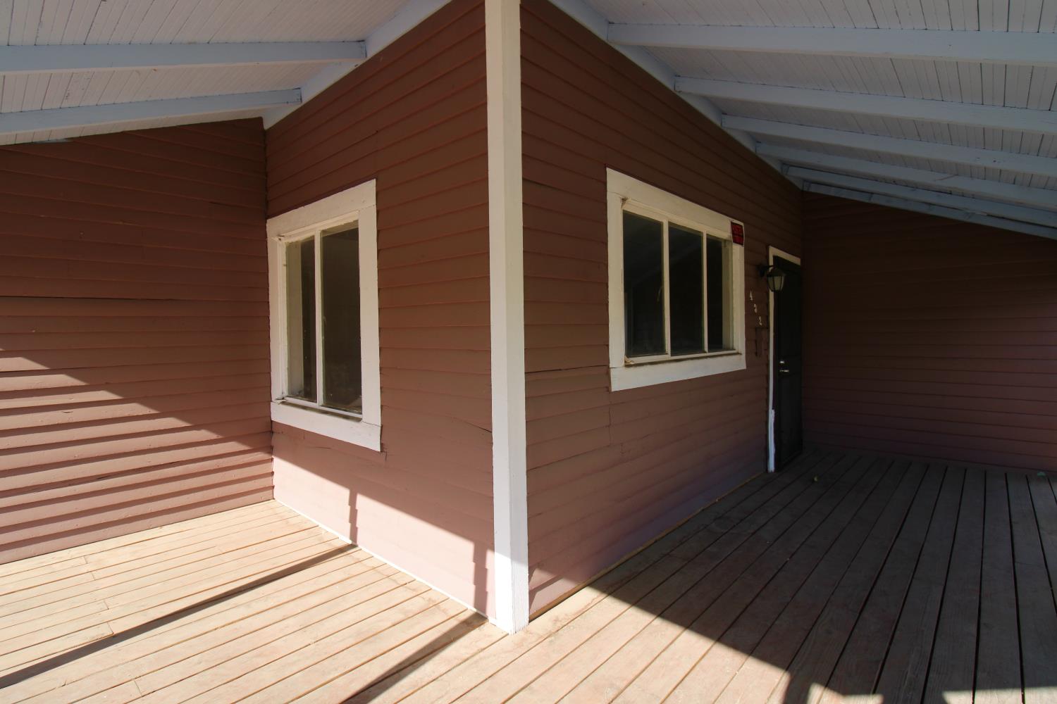 432 4th St, Clovis, CA 93612