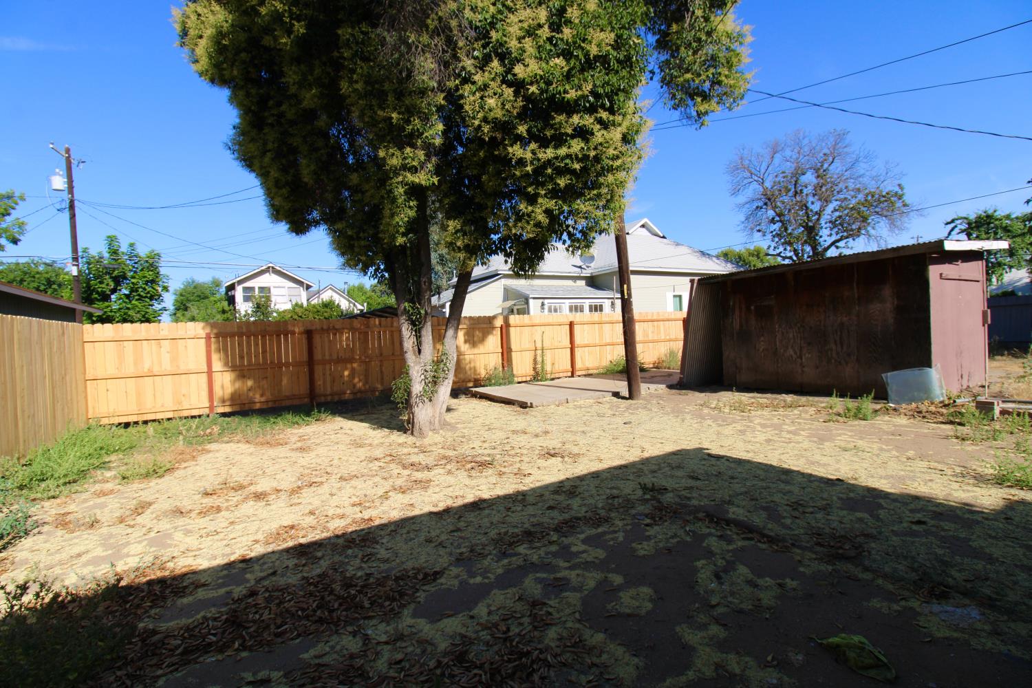 432 4th St, Clovis, CA 93612