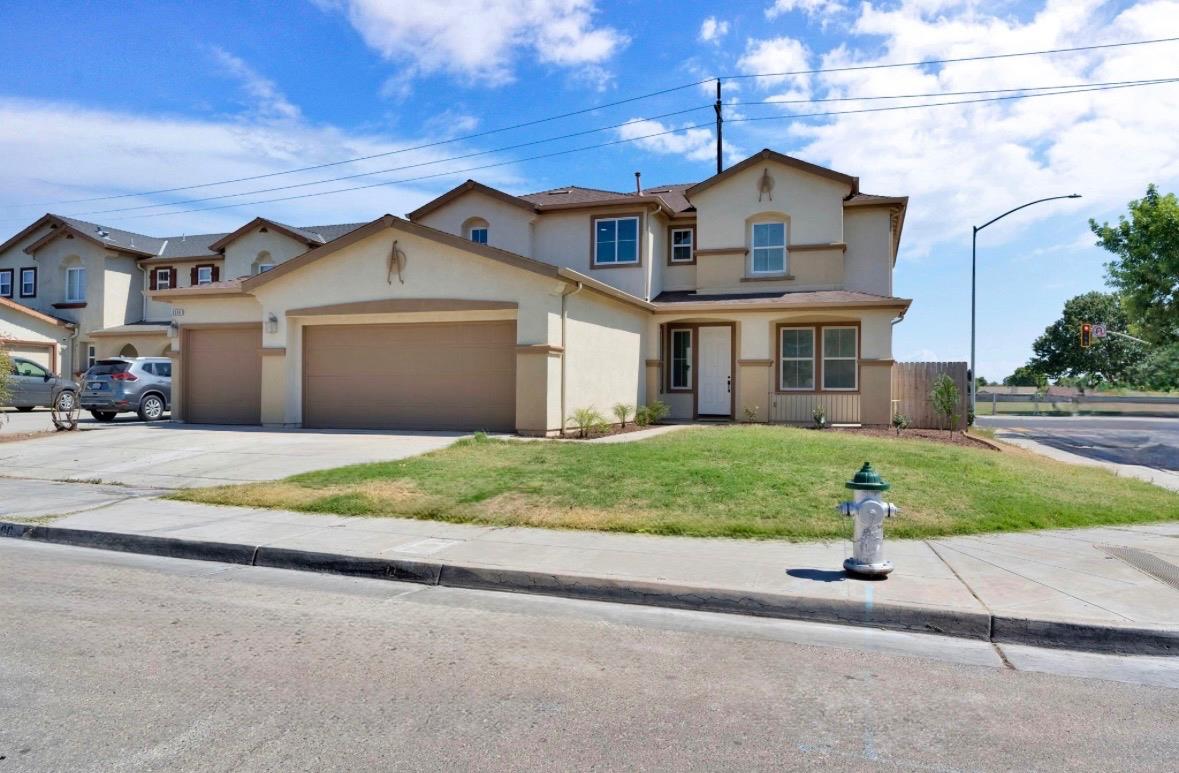 5306 E Tower Ave, Fresno, CA 93725