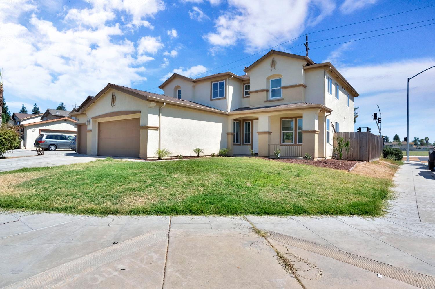 5306 E Tower Ave, Fresno, CA 93725