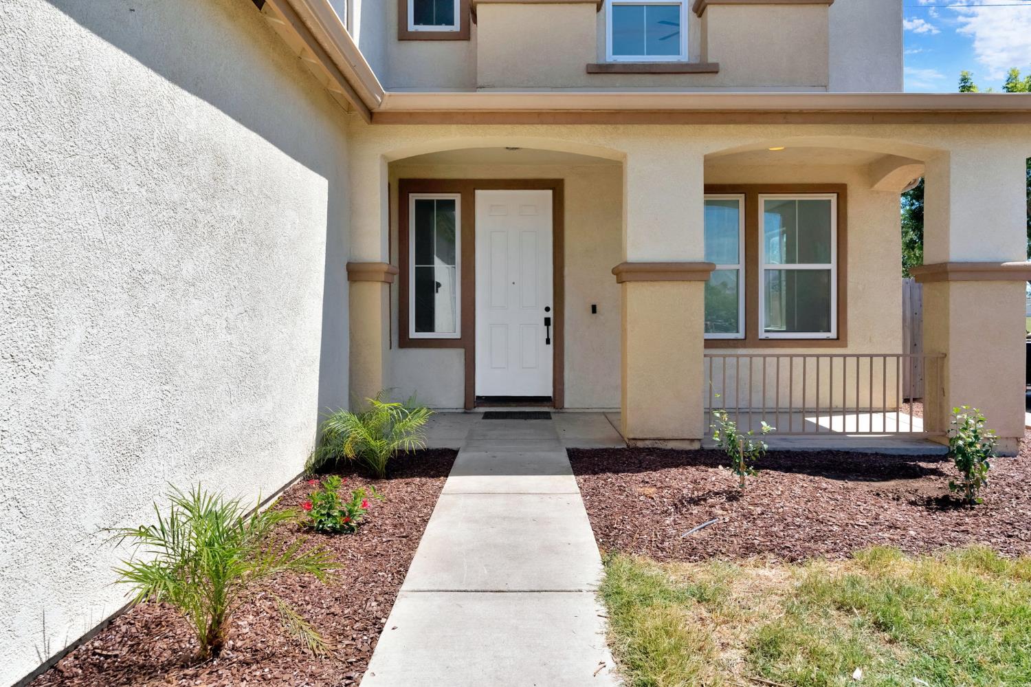 5306 E Tower Ave, Fresno, CA 93725
