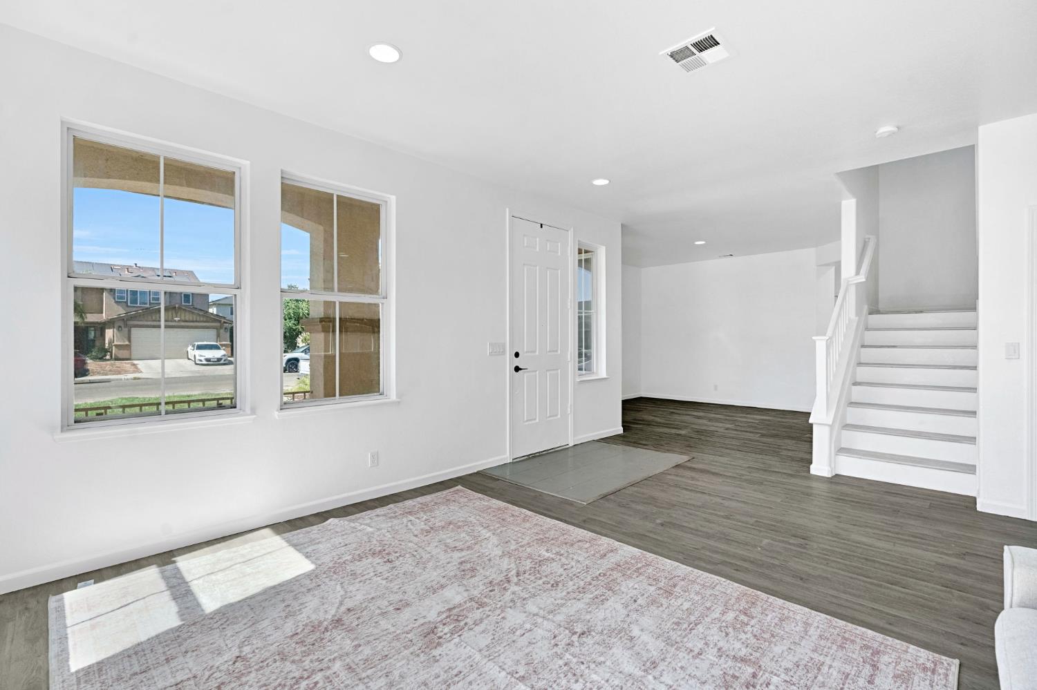 5306 E Tower Ave, Fresno, CA 93725