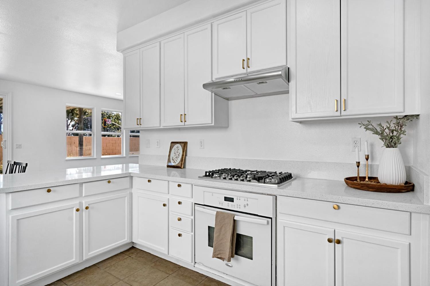 5306 E Tower Ave, Fresno, CA 93725