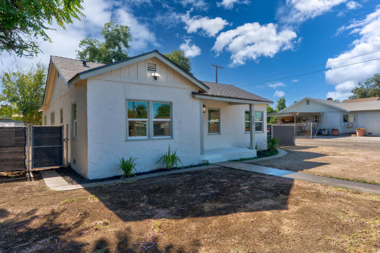 426 N Maple Ave, Fresno, CA 93702