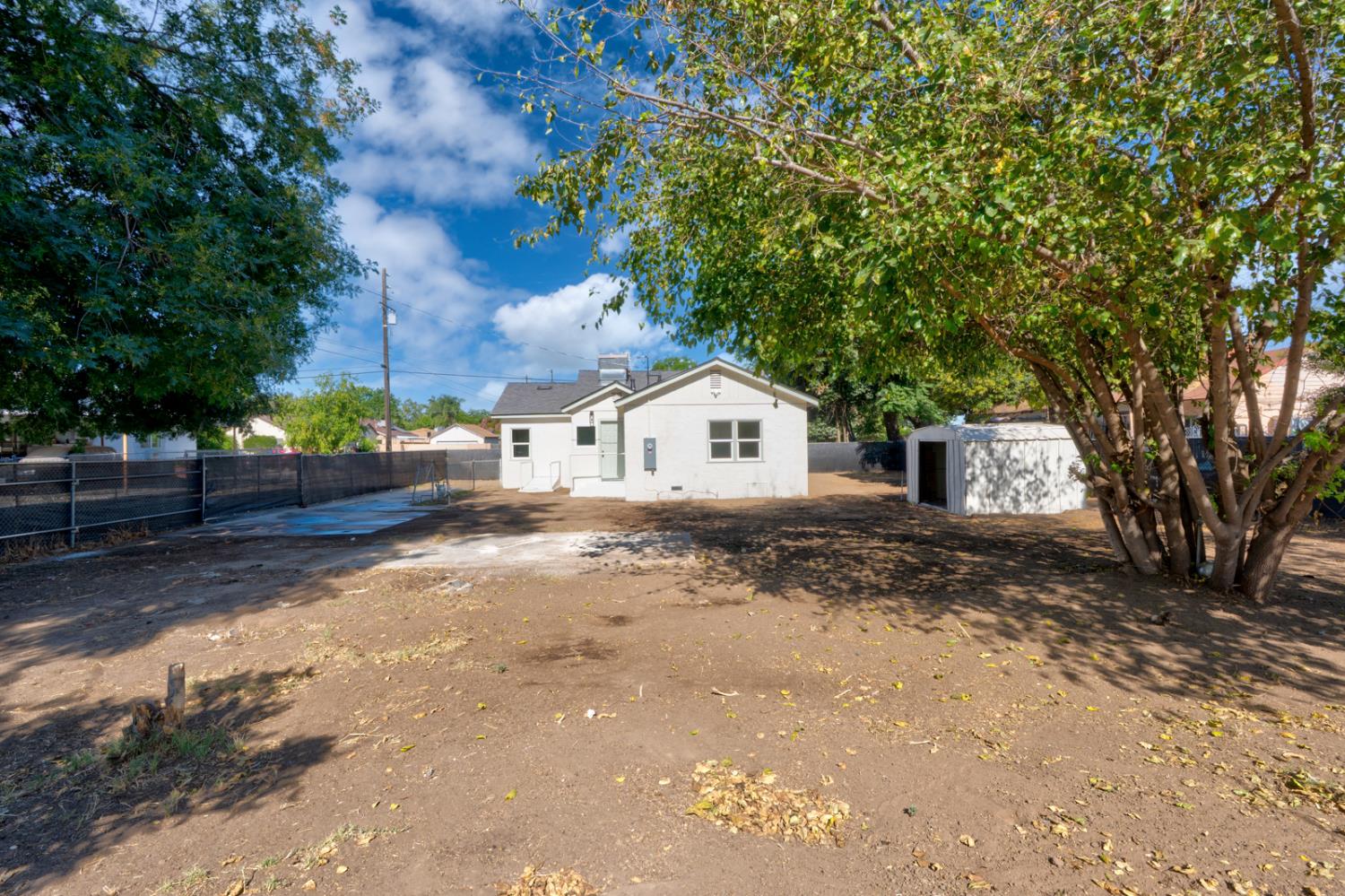 426 N Maple Ave, Fresno, CA 93702