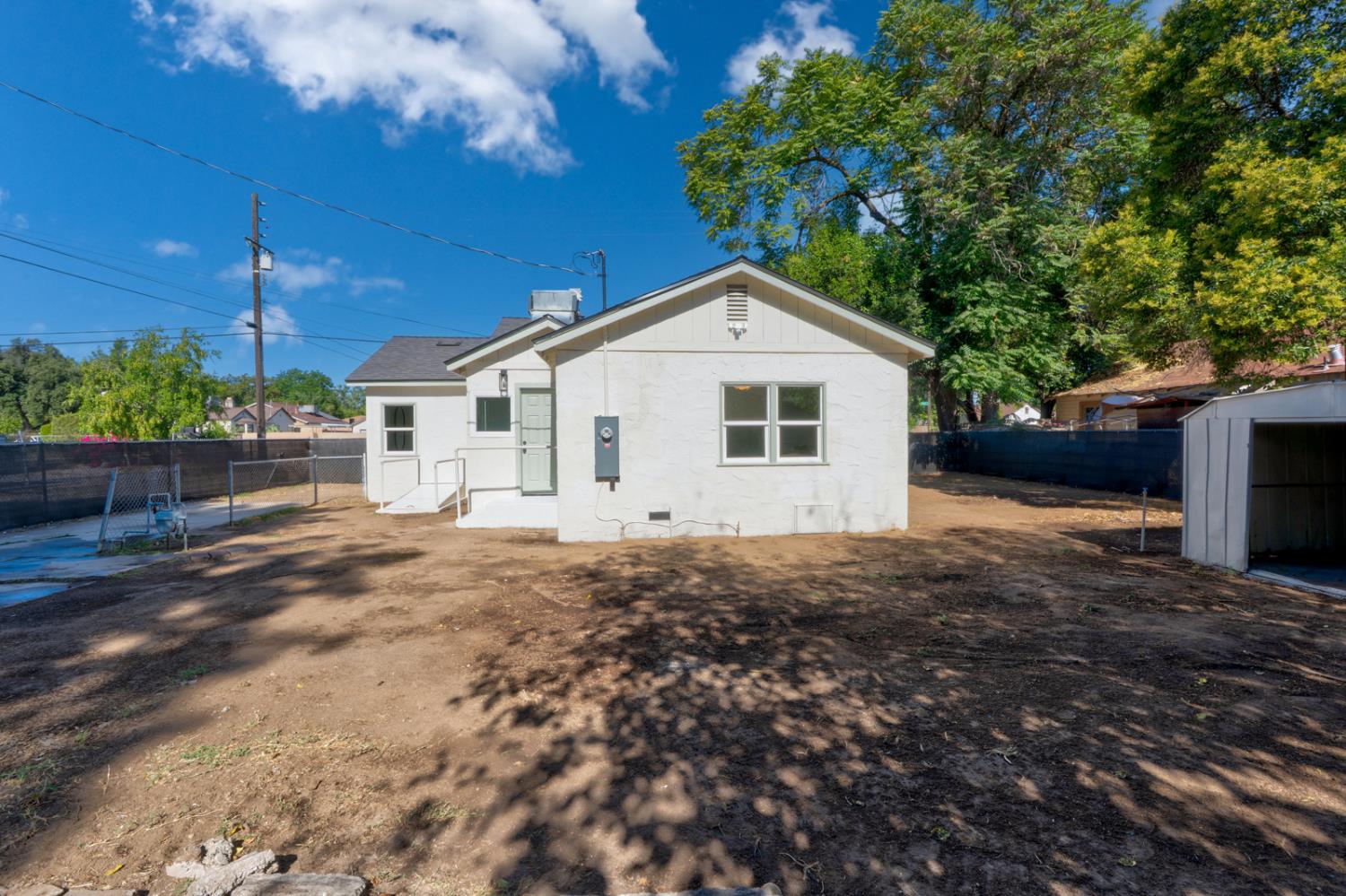 426 N Maple Ave, Fresno, CA 93702