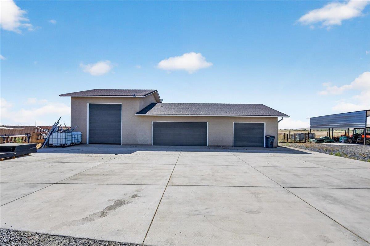 12228 Tollhouse Rd, Clovis, CA 93619