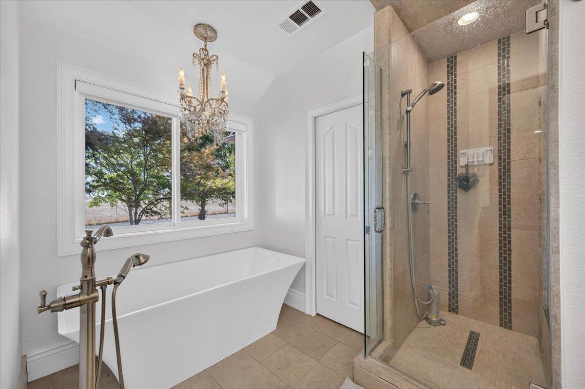 12228 Tollhouse Rd, Clovis, CA 93619