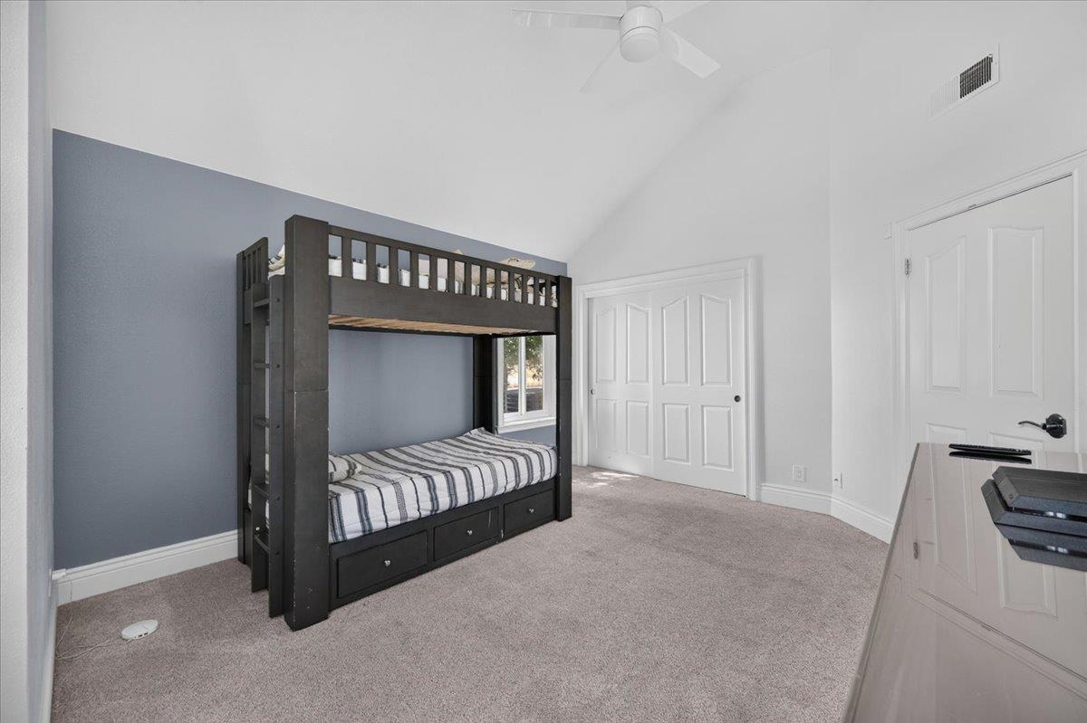 12228 Tollhouse Rd, Clovis, CA 93619