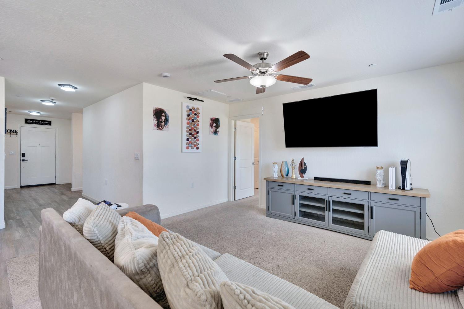 524 San Carlos Ave, Madera, CA 93637