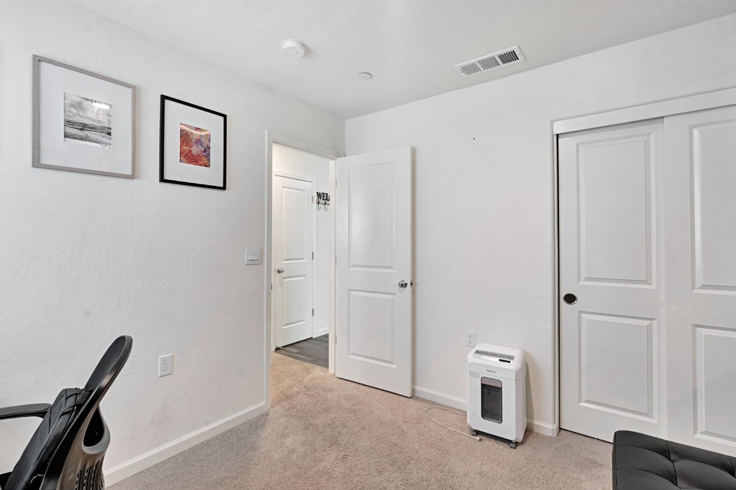 524 San Carlos Ave, Madera, CA 93637