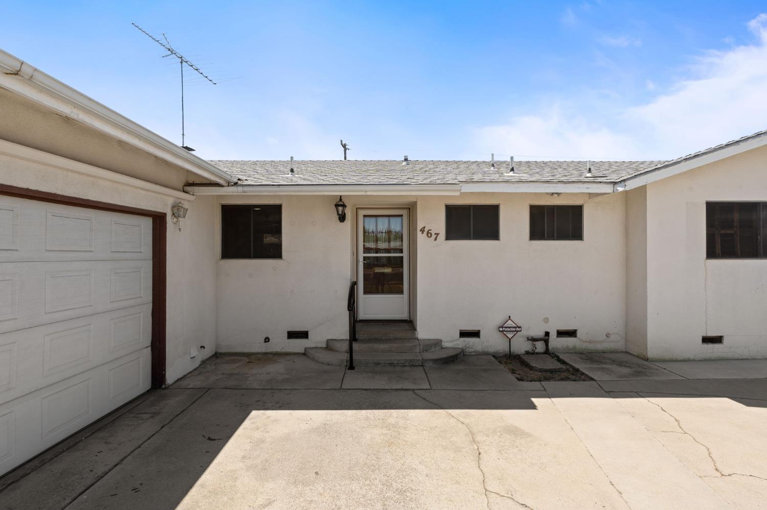 467 Brimmer Rd, Merced, CA 95341