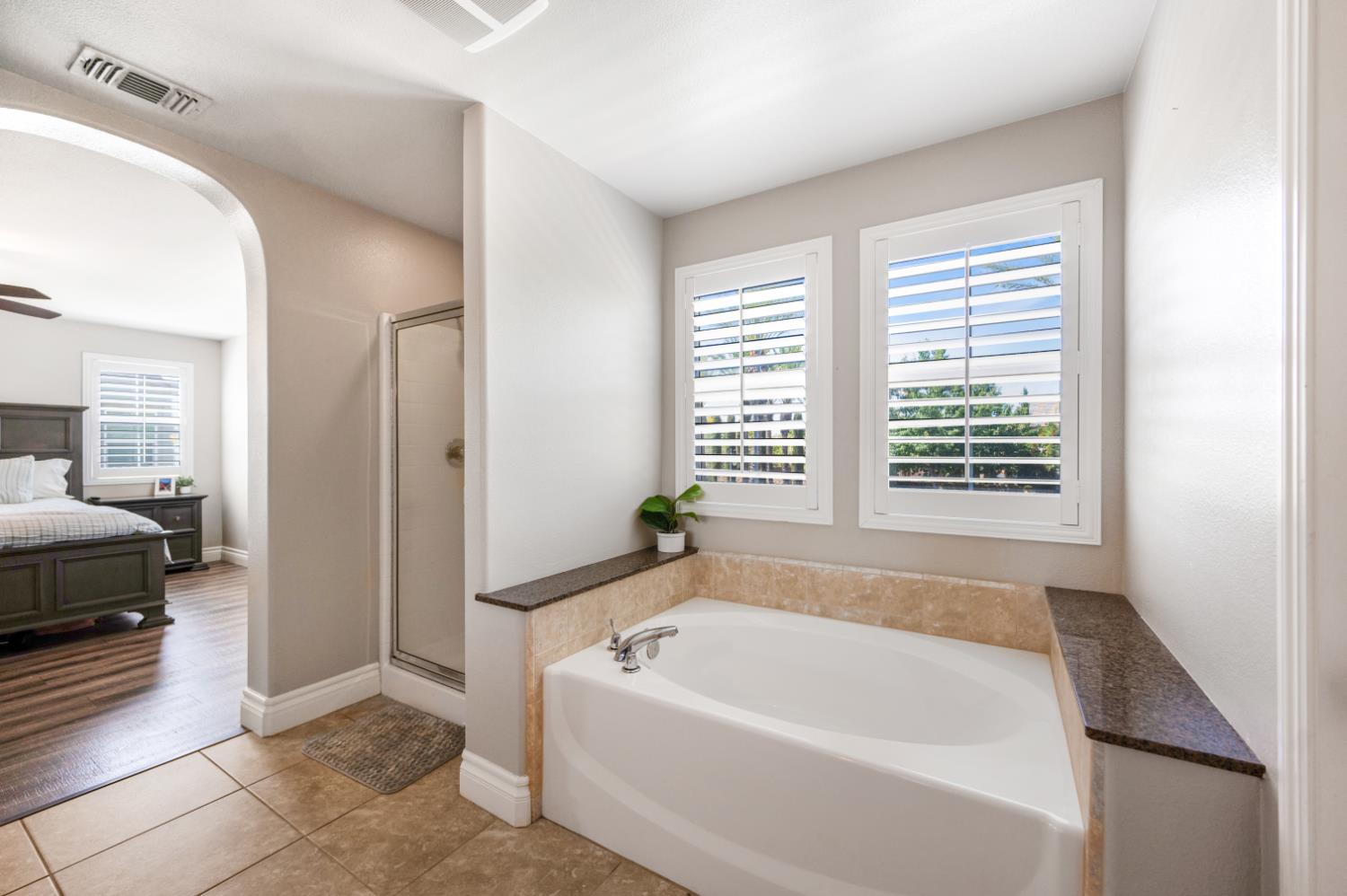 3401 Alcove Way, Clovis, CA 93619