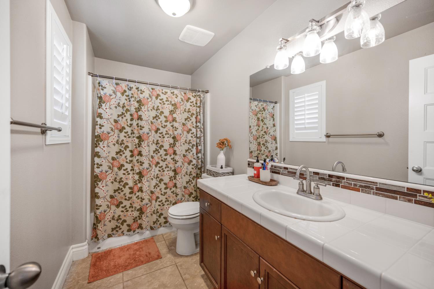 3401 Alcove Way, Clovis, CA 93619