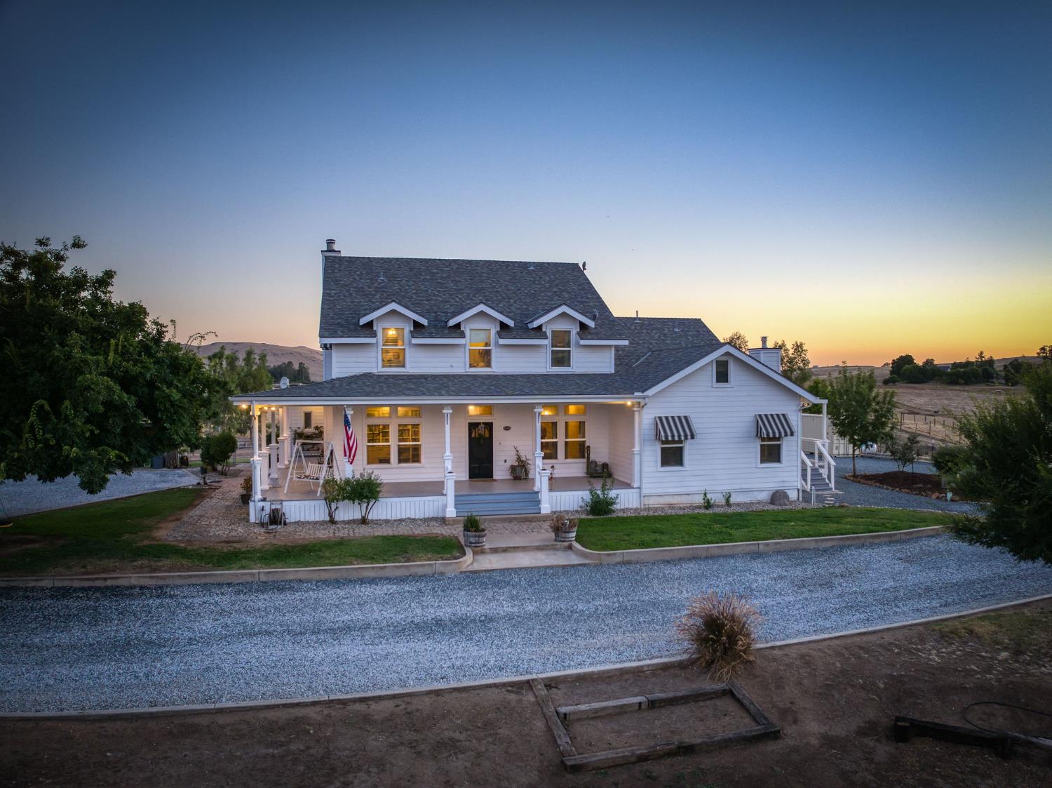 1969 Pederson Ave, Sanger, CA 93657