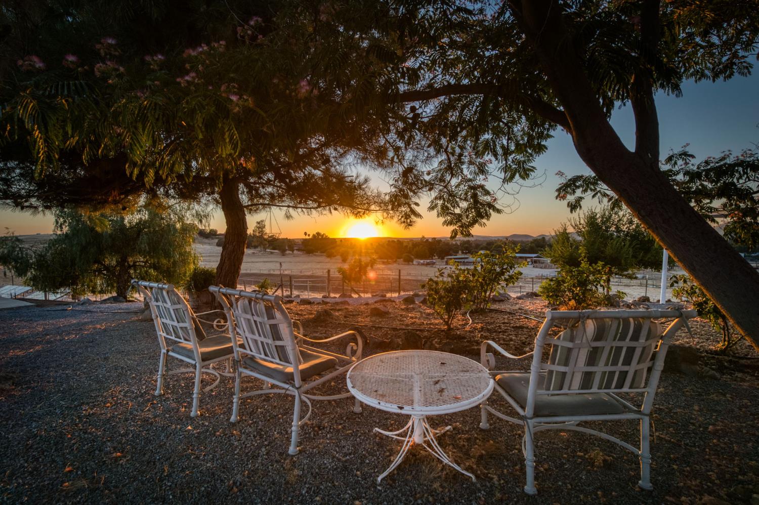 1969 Pederson Ave, Sanger, CA 93657