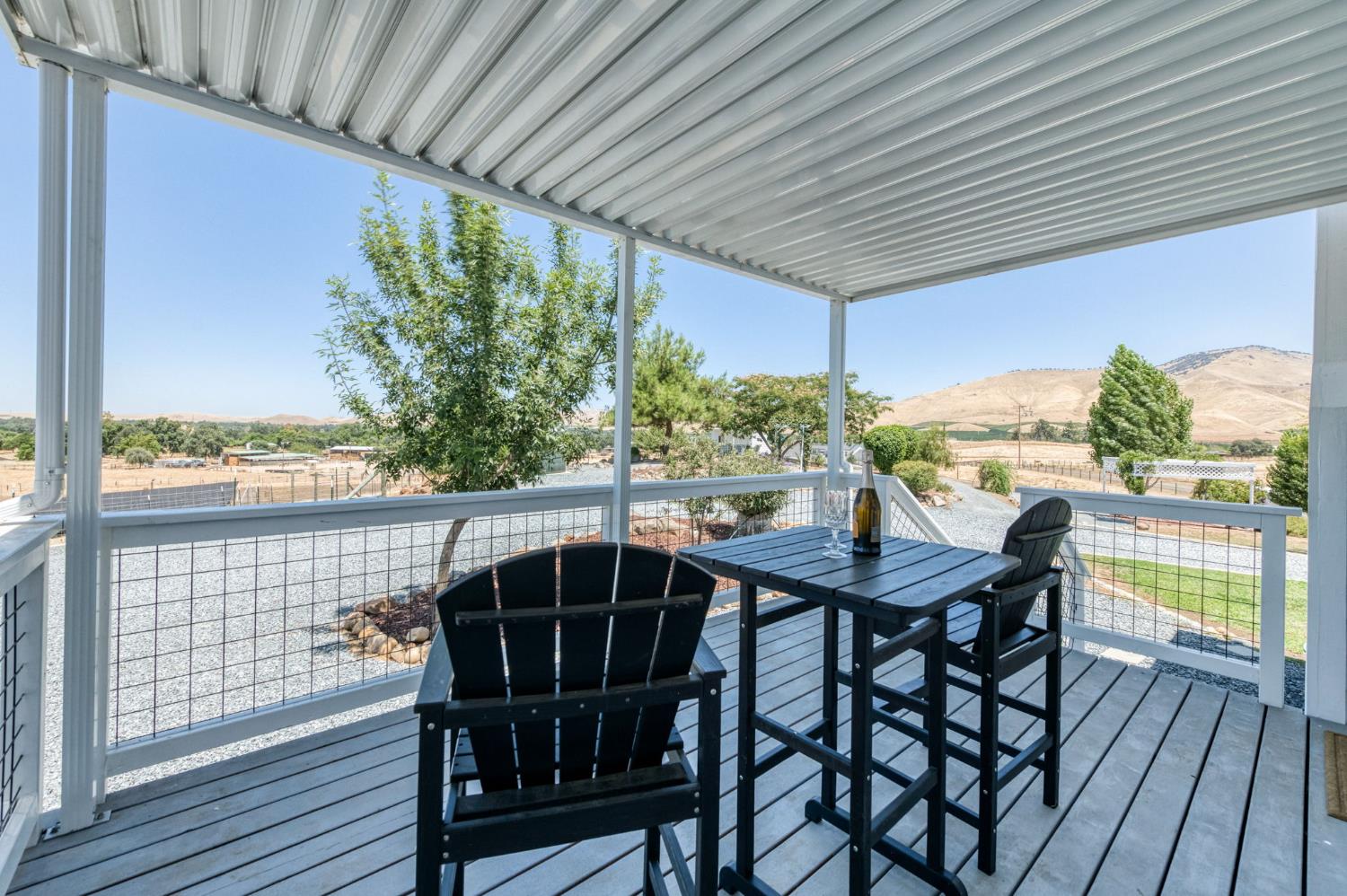1969 Pederson Ave, Sanger, CA 93657