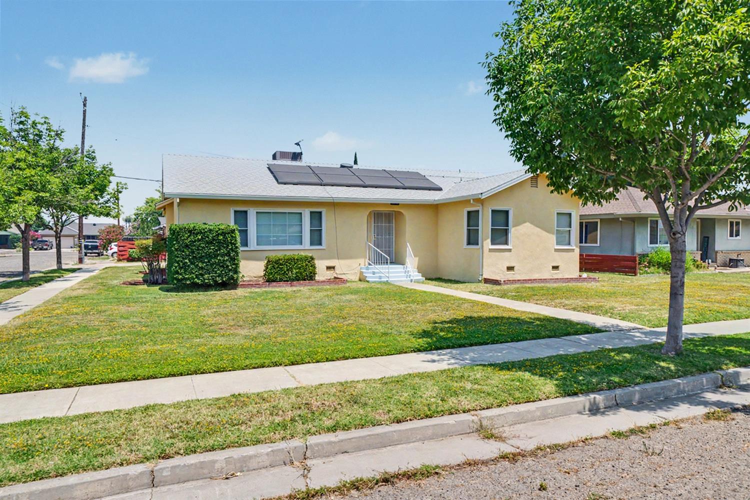 2374 N Olive St, Dos Palos, CA 93620