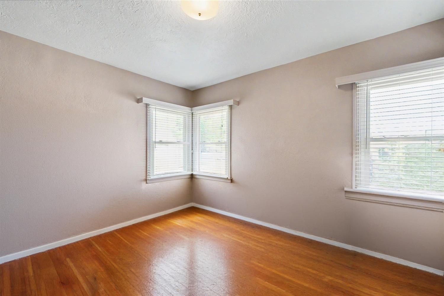 2374 N Olive St, Dos Palos, CA 93620