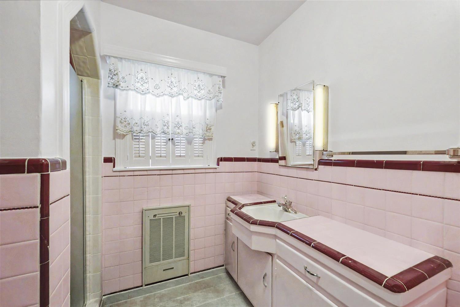 2374 N Olive St, Dos Palos, CA 93620