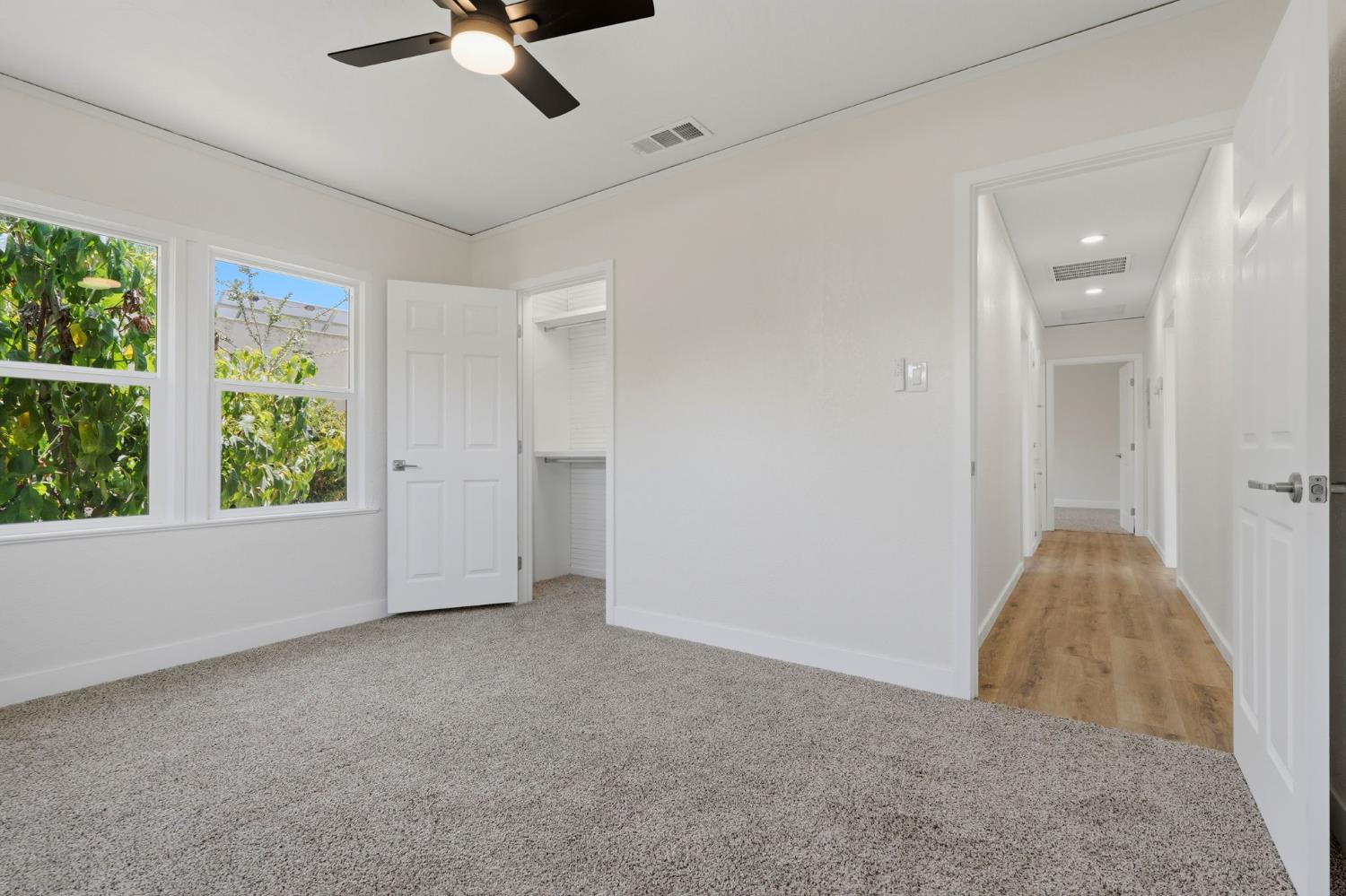 35 S Howland St, Porterville, CA 93257