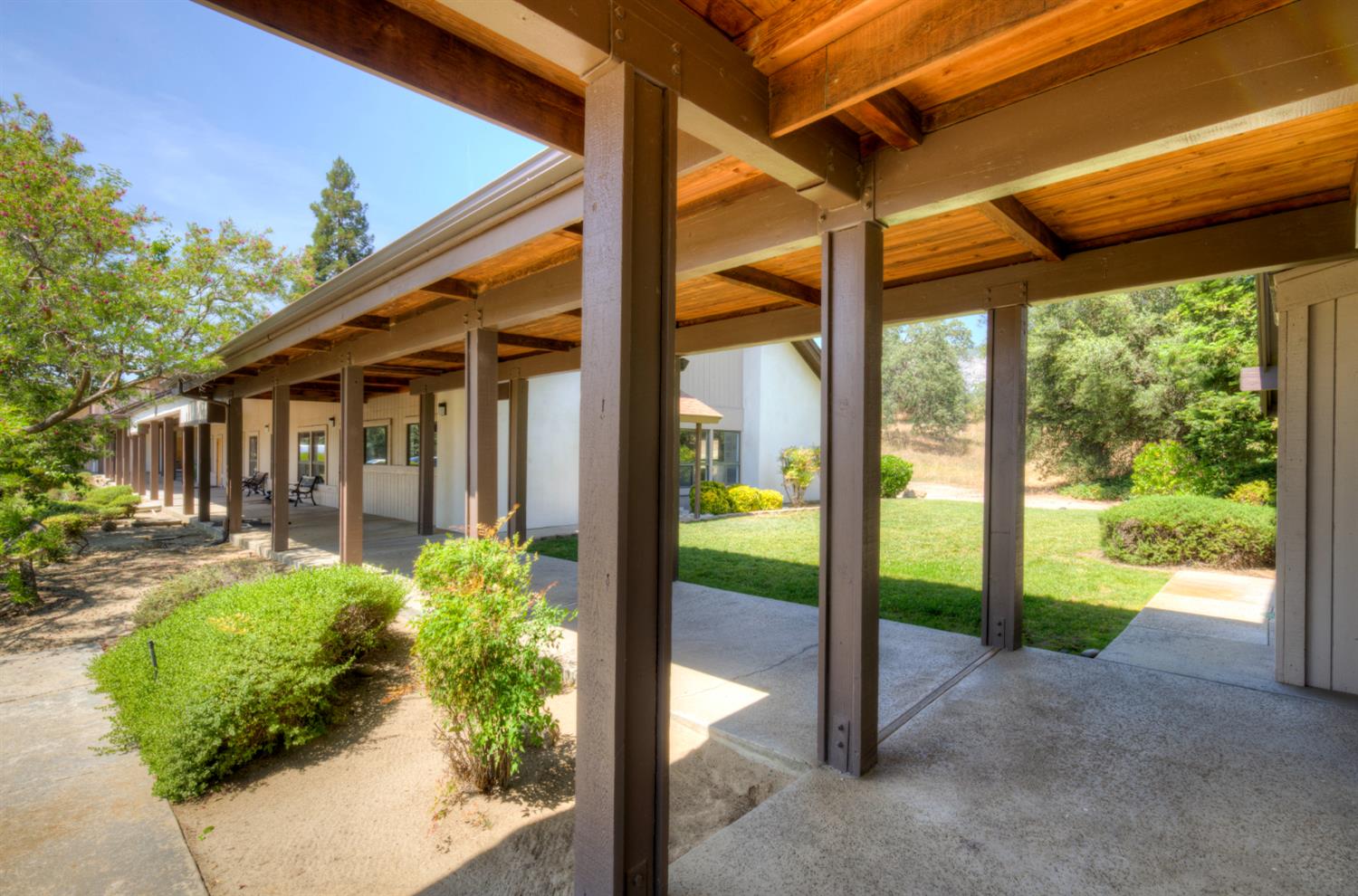 31975 Lodge Rd, Auberry, CA 93602