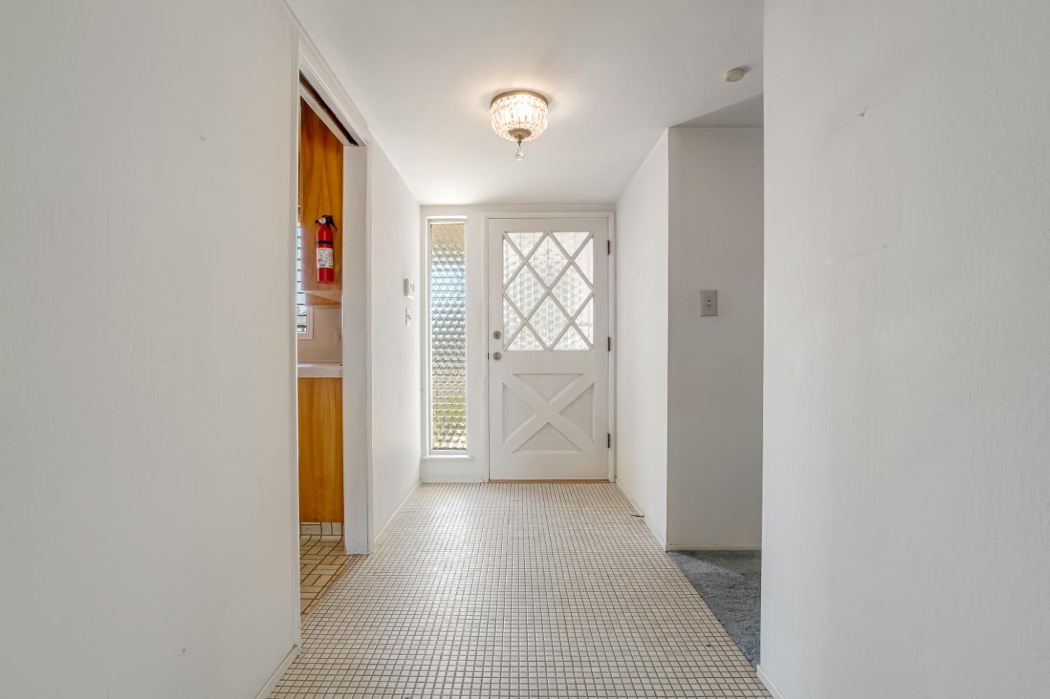 758 E Dovewood Ln, Fresno, CA 93710