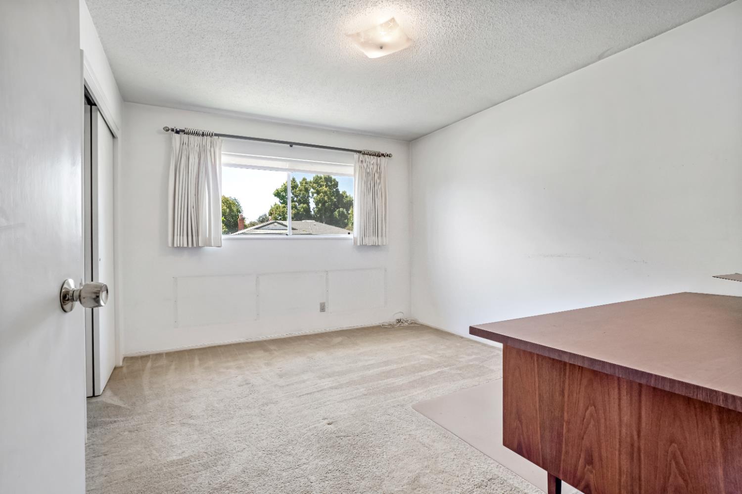 758 E Dovewood Ln, Fresno, CA 93710