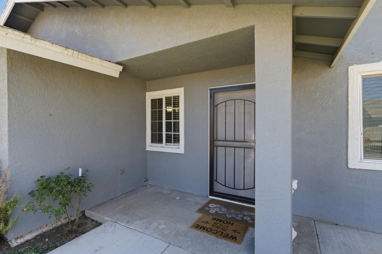 13415 S Vanderburgh St, Caruthers, CA 93609